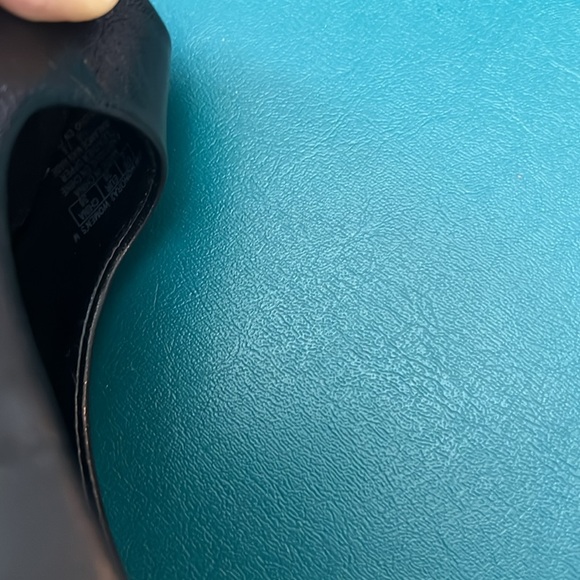 Guess heels. Worn once - Picture 6 of 6